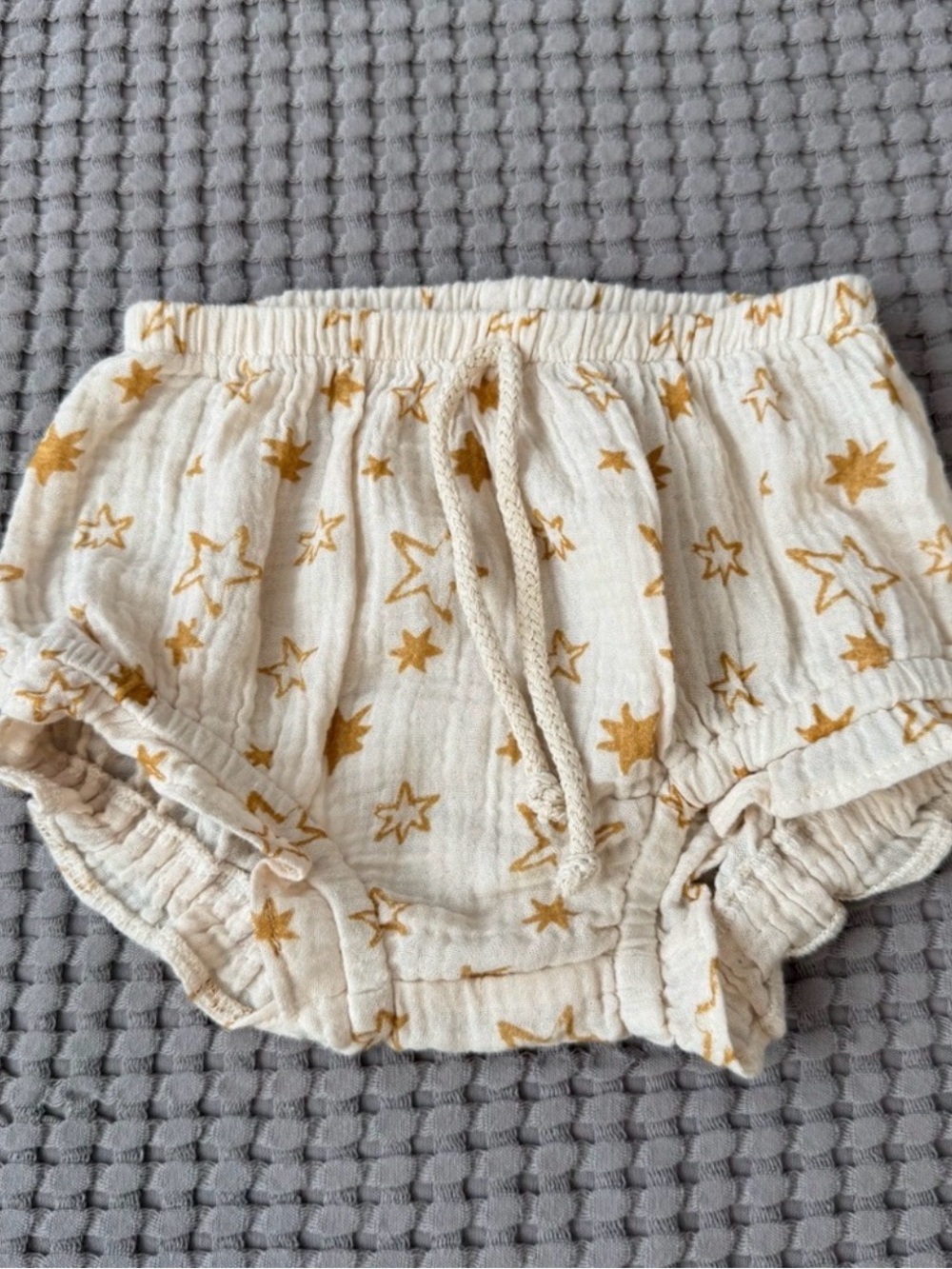 Wild Wawa star muslin bloomers 18-24m